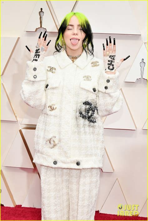 Billie Eilish Joins Brother Finneas at Oscars 2020 | Photo 1287238 ...