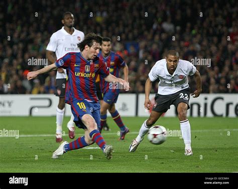 Lionel messi barcelona goal hi-res stock photography and images - Alamy