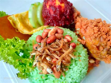 Nasi Lemak Pandan Special, Food & Drinks, Instant Food on Carousell