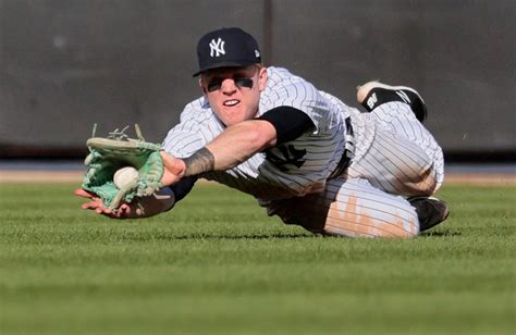 Mets agree to sign Harrison Bader to a one-year contract