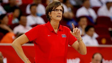 Former Fever coach and Olympic gold medalist Anne Donovan dies at 56 | Fox 59