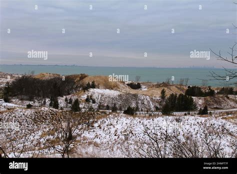 Indiana dunes national park winter hi-res stock photography and images ...