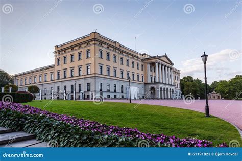 Royal Palace in Oslo stock image. Image of square, nordic - 61191823