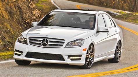 2013 Mercedes-Benz C300 4MATIC Sedan Sport Package Plus - Front | HD Wallpaper #68 | 1920x1080