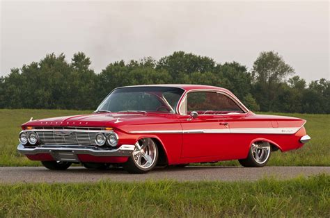 Wild 1961 Chevy Bubbletop Impala Full Custom