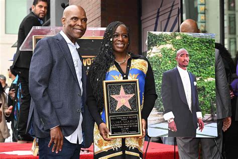 Tupac Shakur receives Hollywood Walk of Fame star
