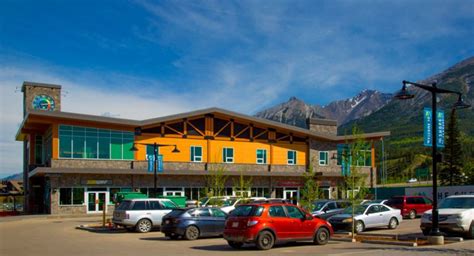 Private Rooms - Canmore Downtown Hostel