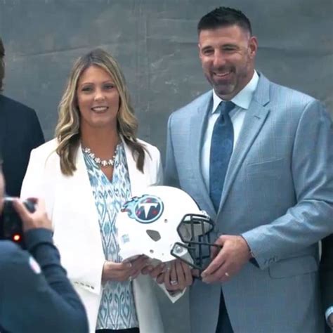 Mike Vrabel is Married to Wife: Jen Vrabel. Kids - wifebio.com