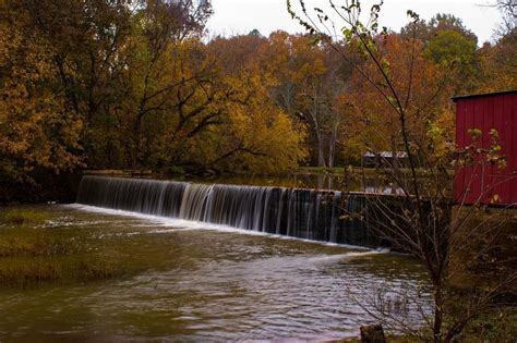 9 Scenic Drives in Georgia For The Ultimate Fall Road Trip | Fall road trip, Scenic drive, Scenic