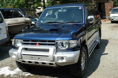 1998 Mitsubishi Pajero specs, Engine size 2.8, Fuel type Diesel, Drive wheels 4WD, Transmission ...