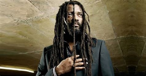 Lucky Dube Biography - Facts, Childhood, Family Life & Achievements