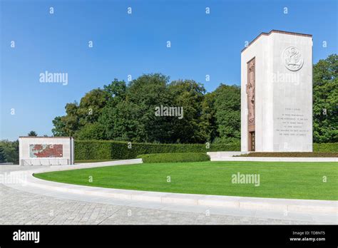 Ww2 map of europe hi-res stock photography and images - Alamy