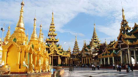 Bangkok Travel Guide: Top 10 Tourist Attraction in Bangkok - Thailand ...