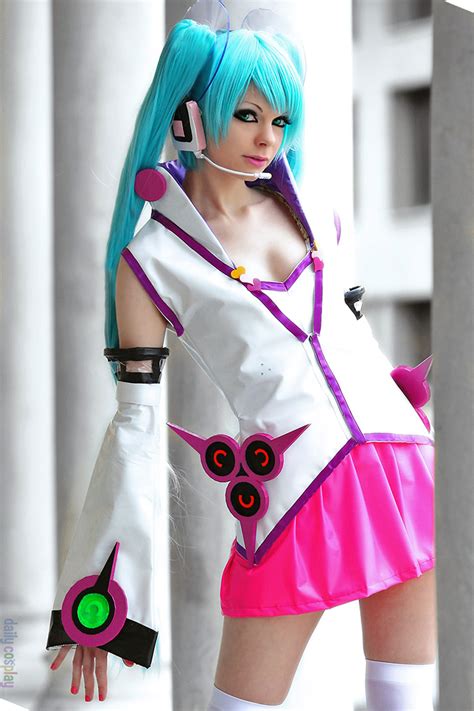 Hatsune Miku GALAXY from Vocaloid - Daily Cosplay .com