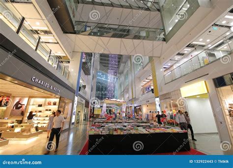 Clarke Quay Central Shopping Mall Singapore Editorial Stock Photo ...