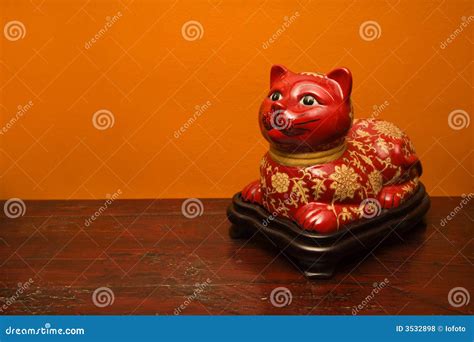 Chinese Cat Statue. Royalty Free Stock Photos - Image: 3532898