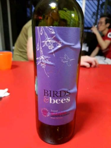 Trivento Birds & Bees Sweet Malbec | Vivino