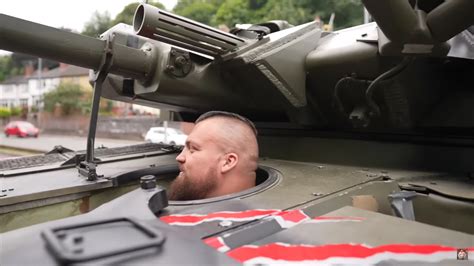 The Strongest Man in the World Takes His Tank to the Car Wash for Fun and Games - autoevolution