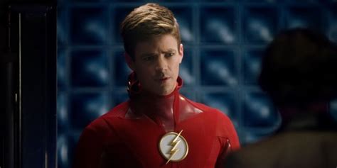 The Flash: Gustin Dons Black Suit in BTS Photo