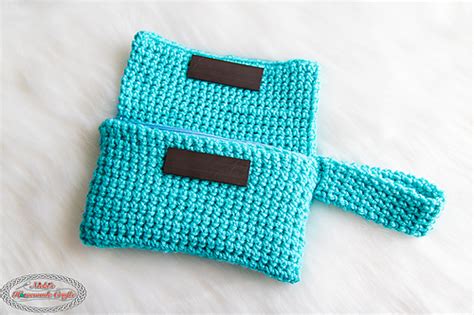 Ravelry: 3 Pocket Wristlet Purse pattern by Nicole Riley