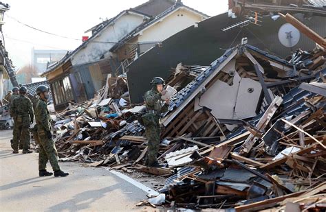 Death toll climbs to 126 in Japan quake, 200 still missing as weather ...