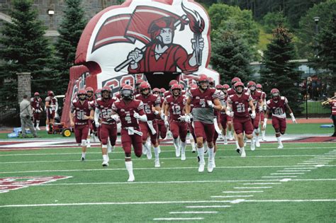 Football Battles Richmond in Homecoming Game – The Colgate Maroon-News