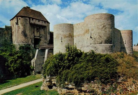 Castles in Europe: Caen