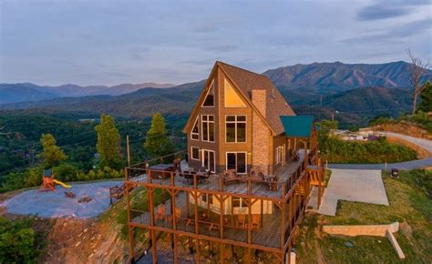 The Best View Lodge - Luxury Plus 5 Bedroom Gatlinburg Cabin Rental | Gatlinburg cabin rentals ...