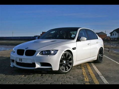 BMW M3 E90 - YouTube