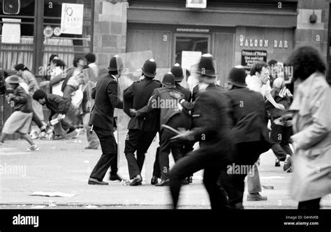 Brixton riots 1981 hi-res stock photography and images - Alamy