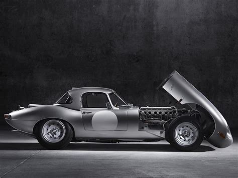 Jaguar Relives Its Past With a Perfect Recreation of the Racing E-Type ...