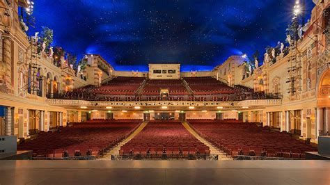 Saenger Theatre