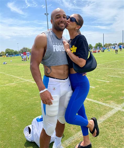 Meet Melanie Wilking, the stunning fiancée of NFL star Austin Ekeler who is TikTok influencer ...