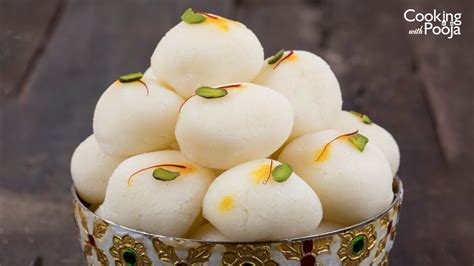 Rasgulla recipe | Bengali Rasgulla | घर मे कैसे रसगुल्ले बनाये | Chenna ...