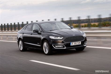 2015 Ford Mondeo Vignale 2.0 iVCT Hybrid Test Drive. Mixed Breed