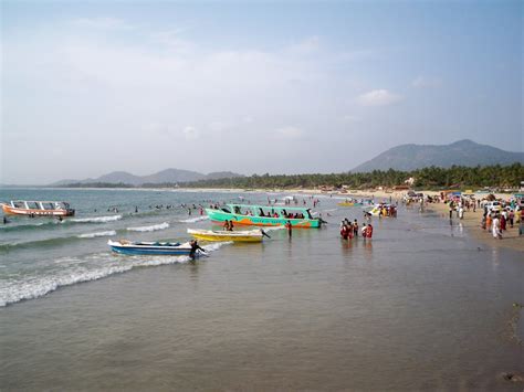 Thom's Blog: Murudeshwar Beach, Karnataka