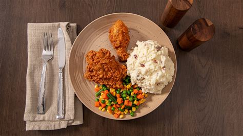 Fried Chicken with Idahoan Baby Reds Mashed Potatoes - Idahoan Mashed Potatoes - Idahoan Foods LLC