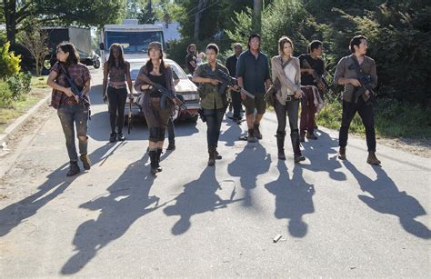 Review: ‘The Walking Dead’ Season 5, Episode 12, ‘Remember’: Welcome To The Family – IndieWire