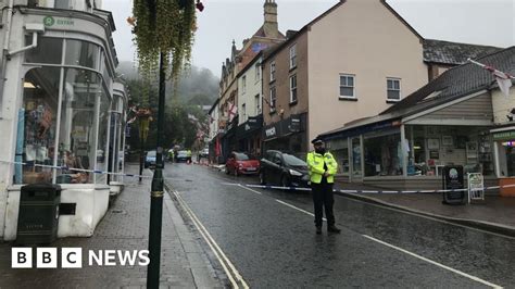 Woman dies after six pedestrians struck by car in Malvern