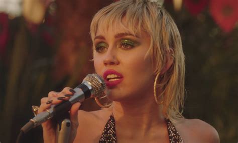 LISTEN: Miley Cyrus - 'Plastic Hearts'