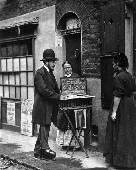 Street life of Victorian London in Rare Historical Photographs, 1873-1877 - Rare Historical Photos