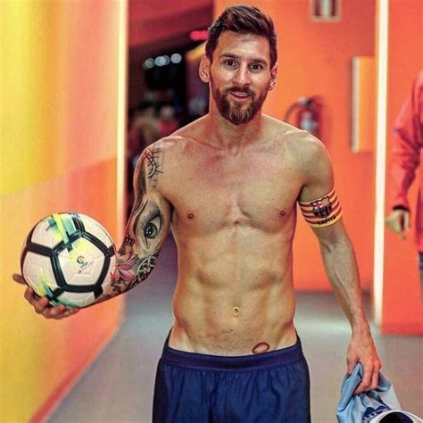 Pin de lia Keim en equipo nacional español | Fotos de messi, Fotos de lionel messi, Fotos de fútbol