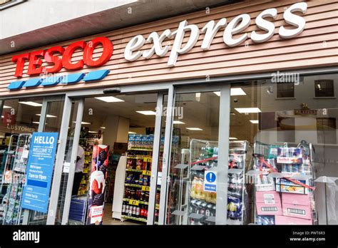 Tesco Store Front Stock Photos & Tesco Store Front Stock Images - Alamy