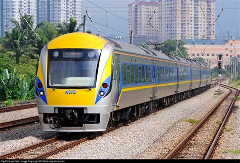 ETS03 Keretapi Tanah Melayu Berhad Hyundai Rotem at Kuala Lumpur, Malaysia by Kittitat ...