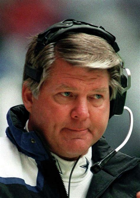 Super Bowl-winning coach Jimmy Johnson into Hall of Fame