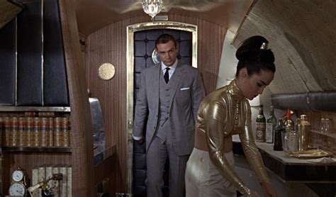 The (00)7 Coolest James Bond Suit Moments – Bond Suits