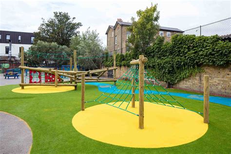 New Play Equipment & Surfacing installed at Ravenscourt Primary School