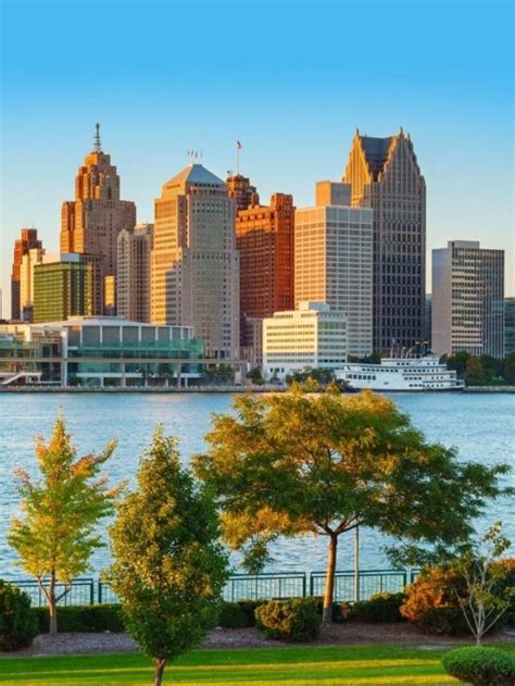 4 Areas to Stay in the Detroit - Miss Tourist