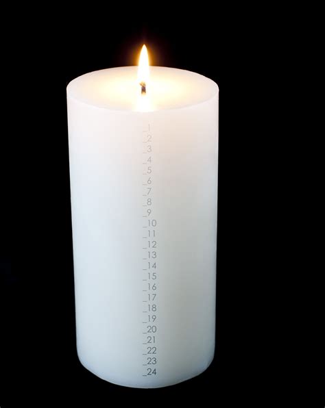 Photo of advent countdown candle | Free christmas images