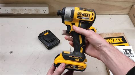 DeWALT DCF787 vs DCF887 - Only Major Difference - Ice Age Tools